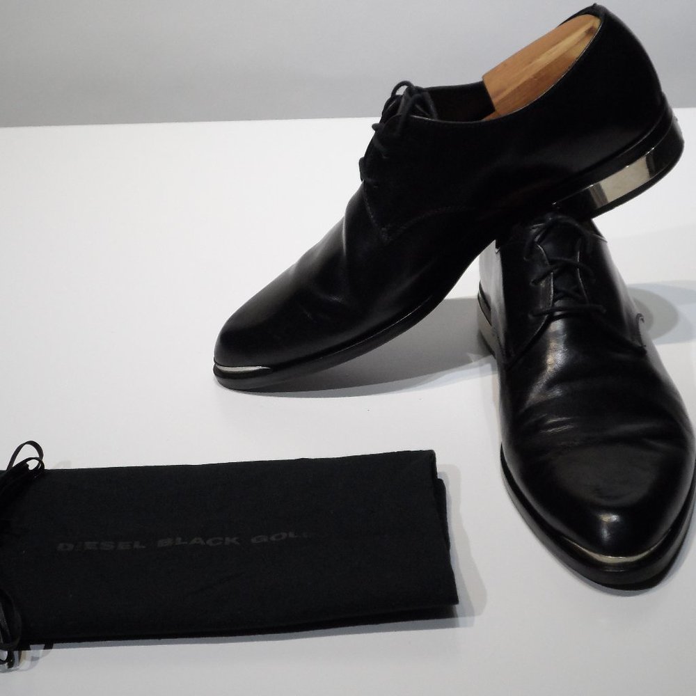 Diesel Black Gold Leather Oxfords, Mens 42 or US 9